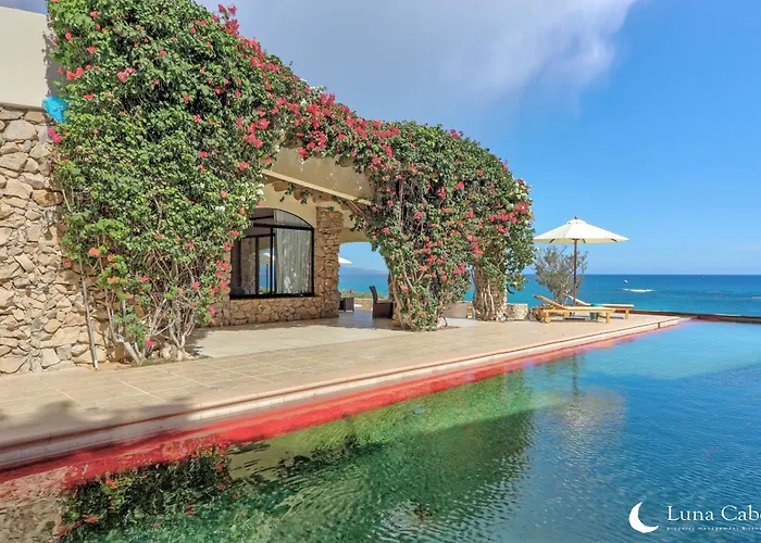 Beachside Paradise, Heated Pool, Sunsets & Bbq Villa *