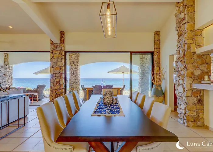 Villa Beachside Paradise, Heated Pool, Sunsets & Bbq