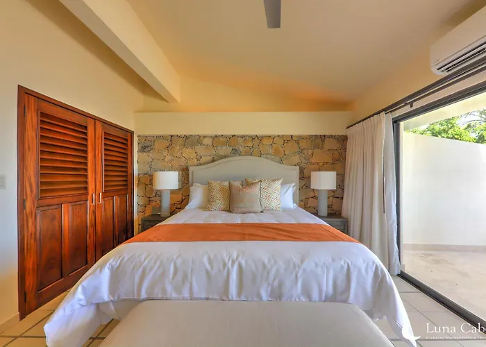 Villa Beachside Paradise, Heated Pool, Sunsets & Bbq