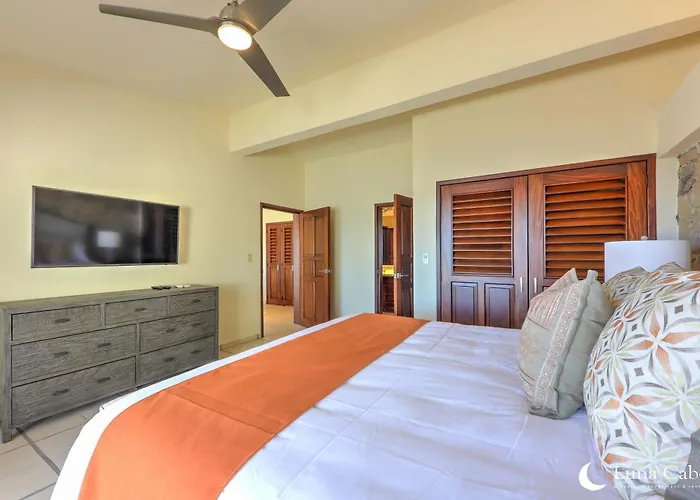 Beachside Paradise, Heated Pool, Sunsets & Bbq Villa *